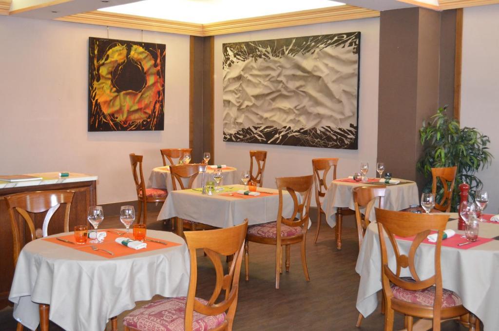 Hotel Le Beau Site Gien Ngoại thất bức ảnh