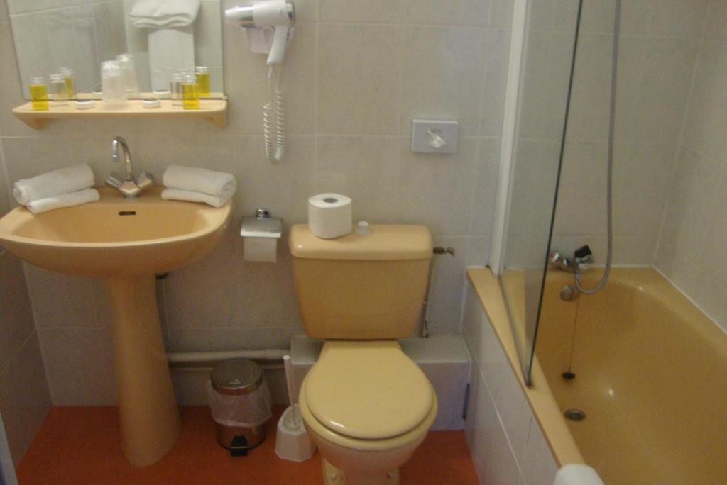 Hotel Le Beau Site Gien Phòng bức ảnh