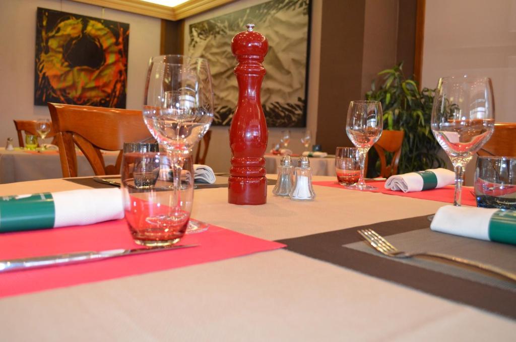 Hotel Le Beau Site Gien Ngoại thất bức ảnh